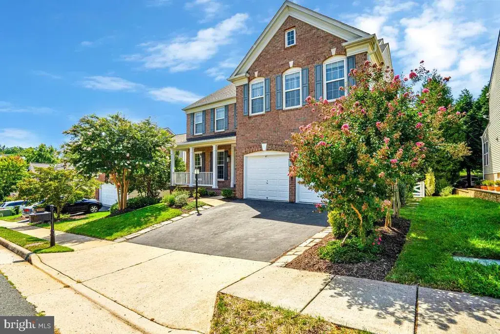 8185 Paper Birch Dr, LORTON