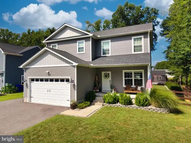 212 Oregon Rd, Stevensville