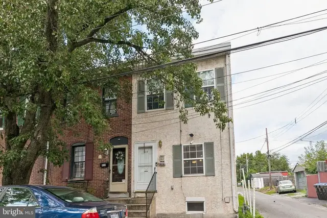 917 Jackson St, Norristown