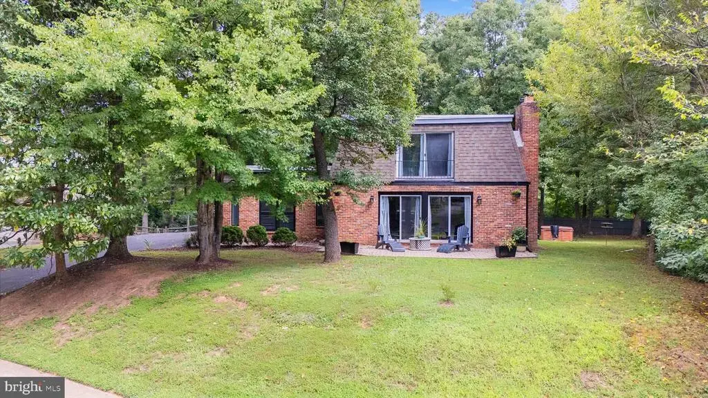 11202 Wedge Dr, RESTON