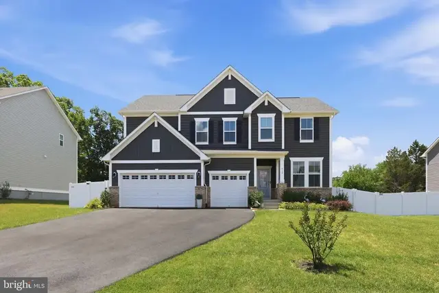 612 Plainview Dr, Fredericksburg