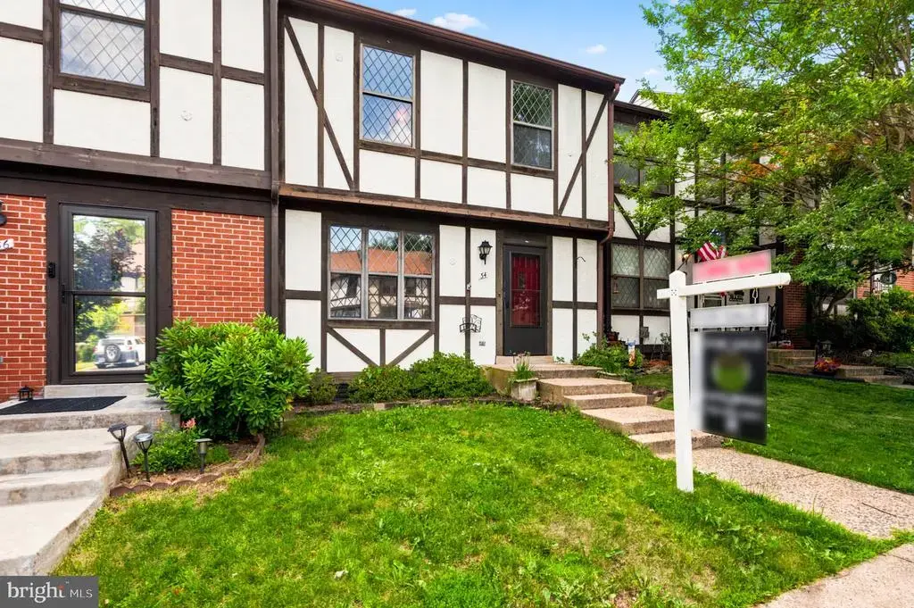 34 Millard Ct, STERLING