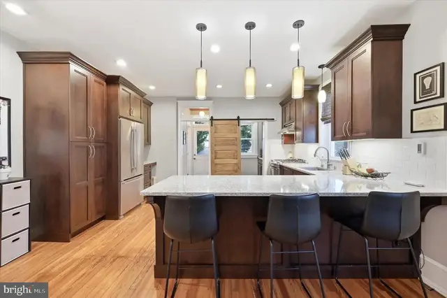 512 Elm St, Frederick