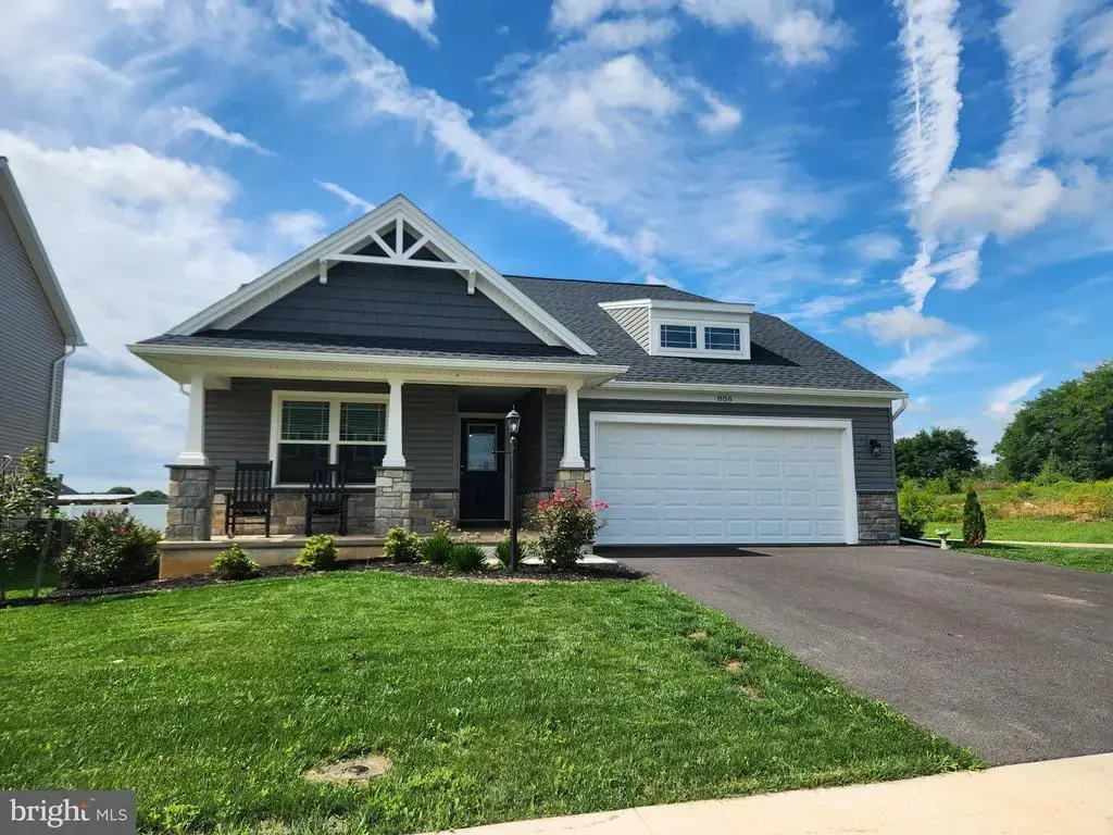 806 Greenwich Ln, SHIPPENSBURG