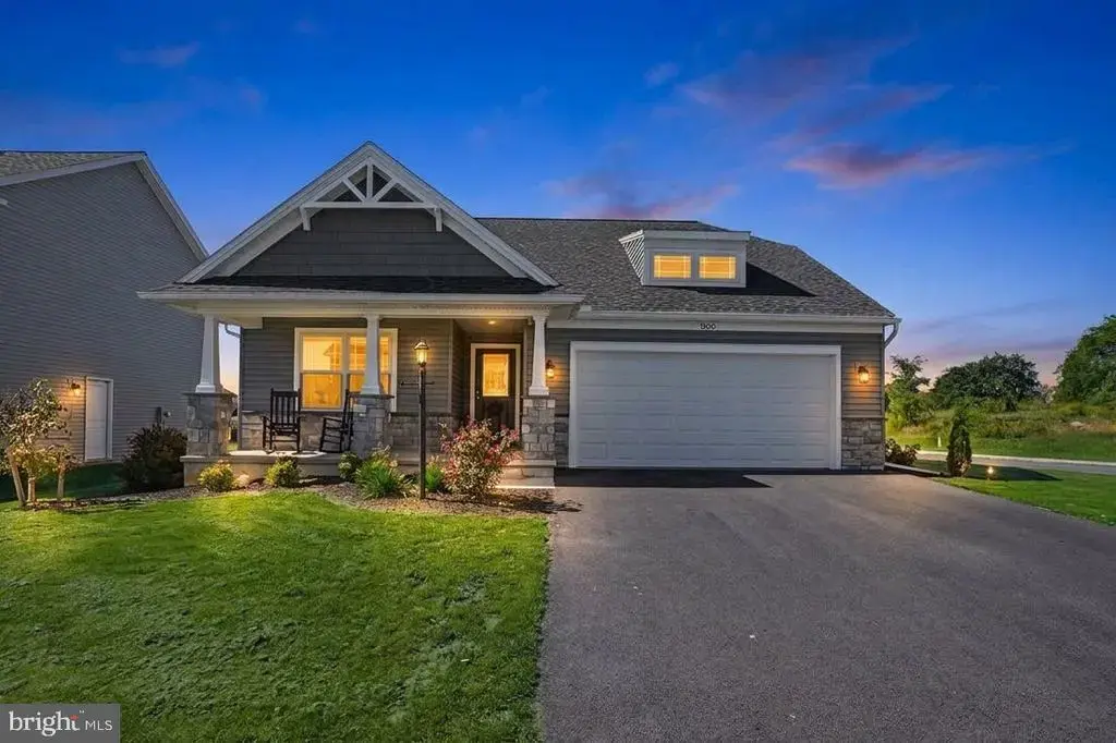 806 Greenwich Ln, SHIPPENSBURG