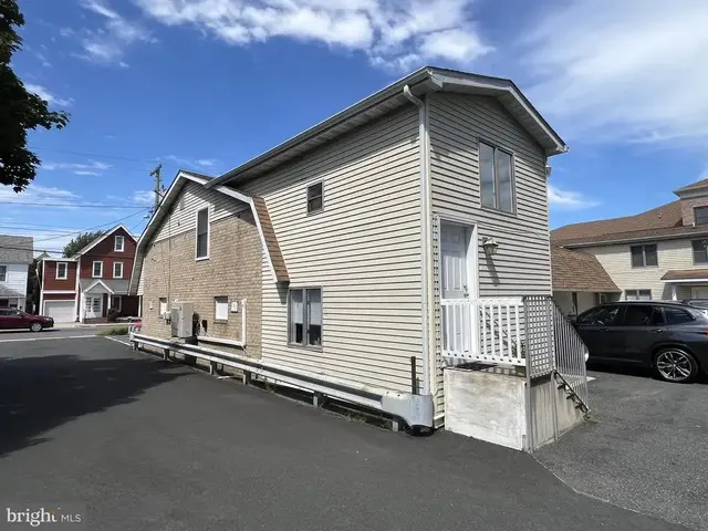 353 Savannah Rd #3, Lewes