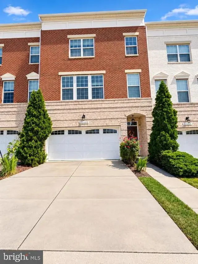 22660 Flowing Sq, Ashburn