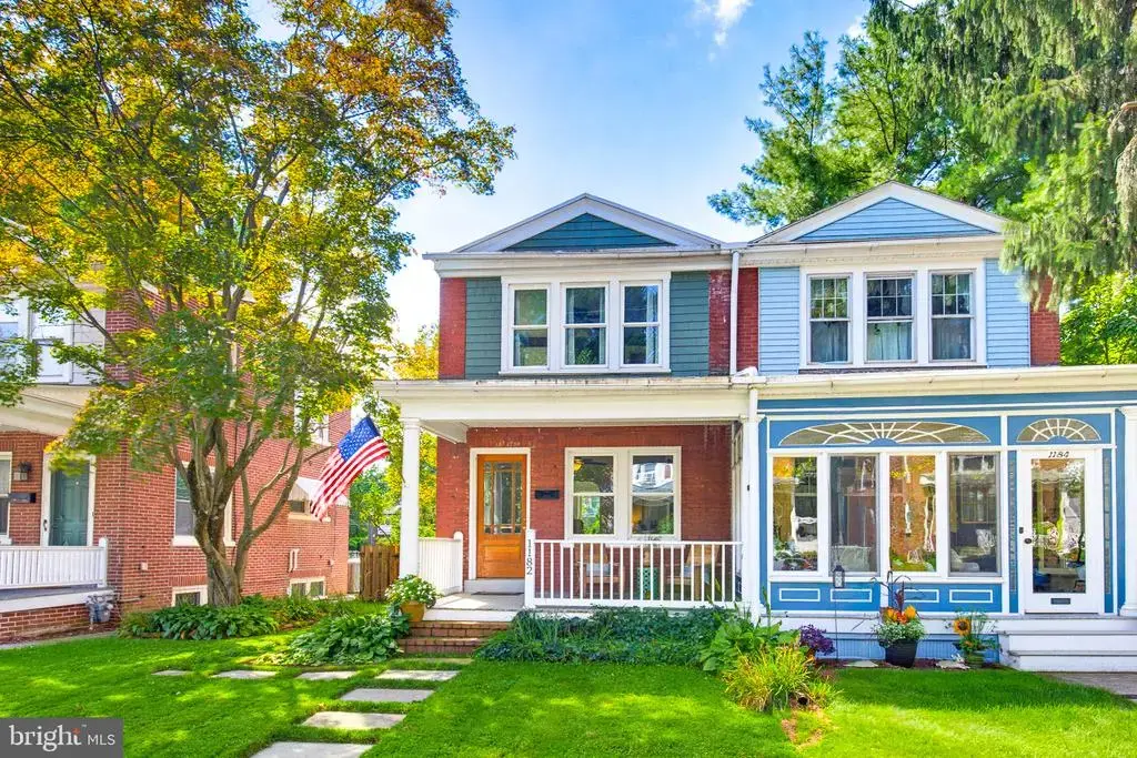 1182 Elm Ave, LANCASTER