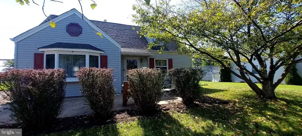 617 Preston Ln, HATBORO