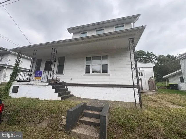 331 Main St, Lavelle