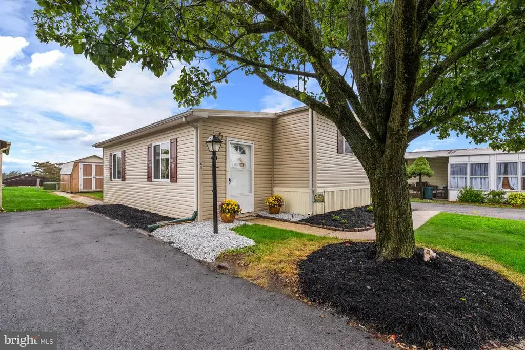 44 Ridgewood Mnr, MANHEIM