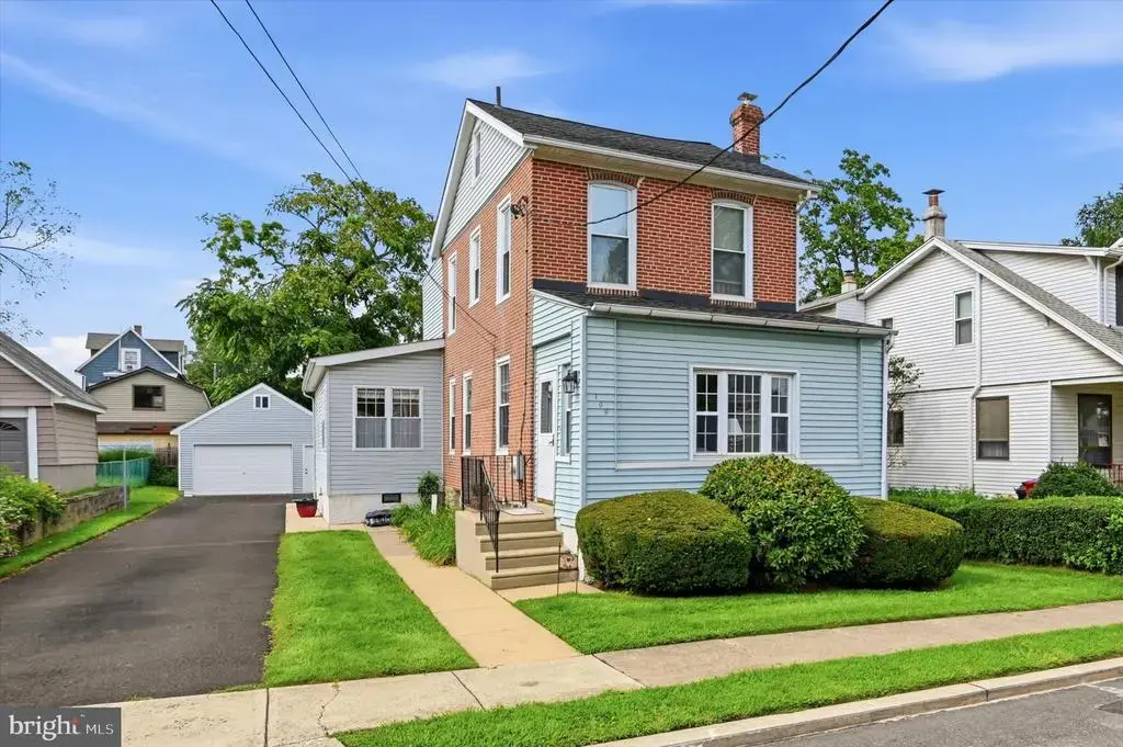 109 N Sylvania Ave, JENKINTOWN