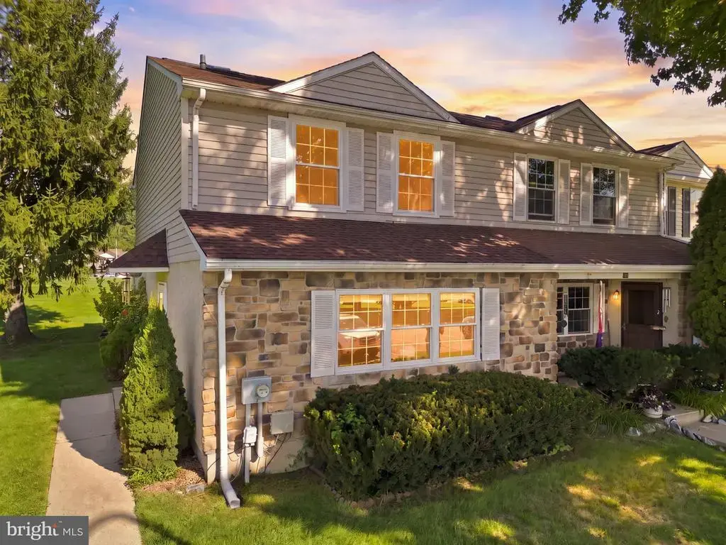 736 Springfield Ct, DOWNINGTOWN
