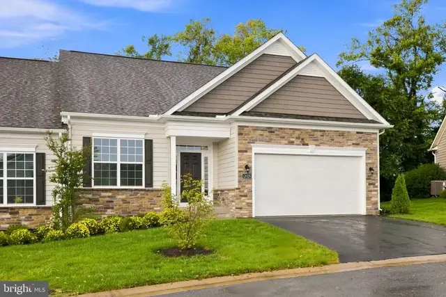 12928 Hawkins Cir, Hagerstown