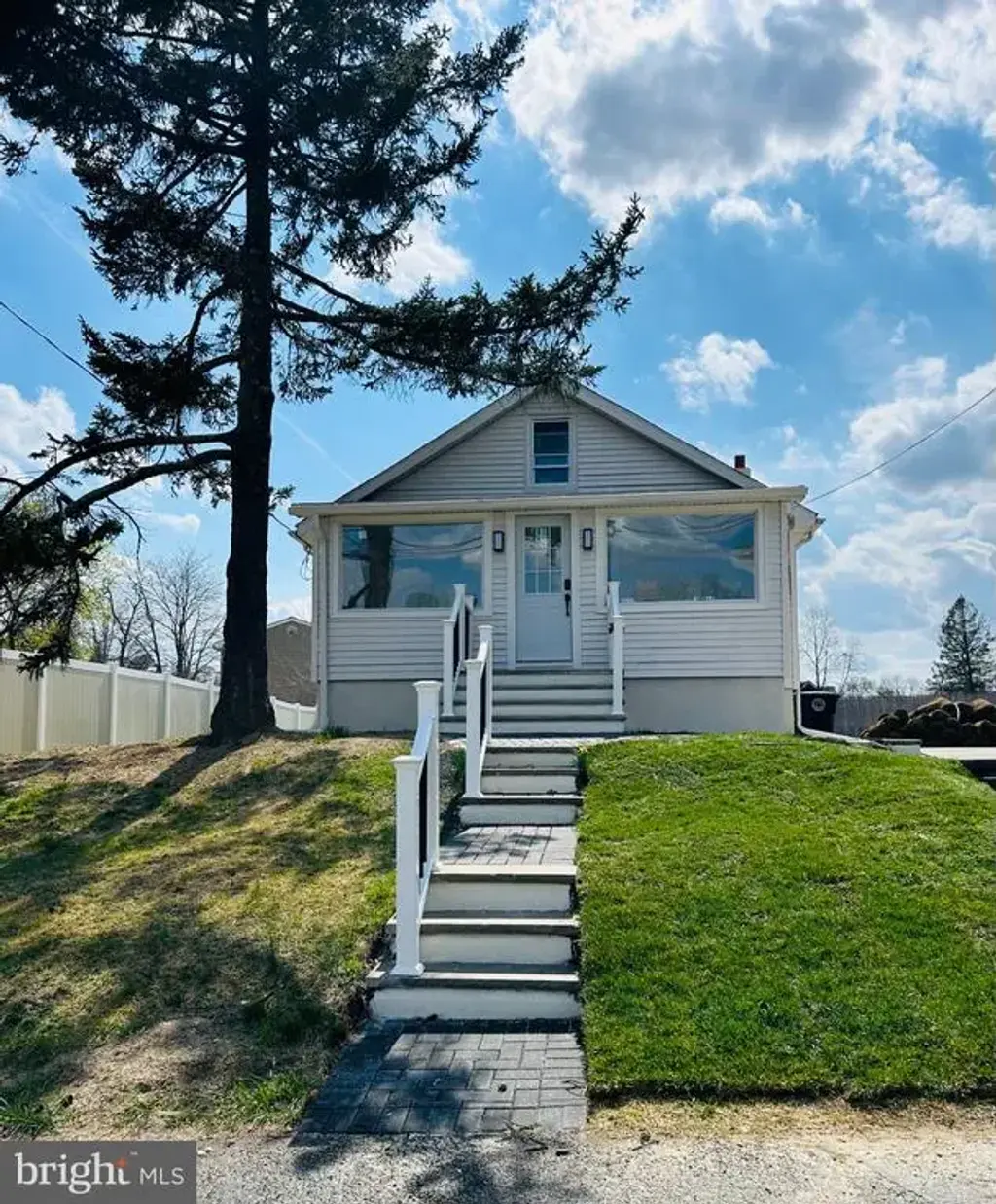 352 Roosevelt Ave, LINDENWOLD