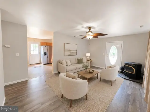 33741 Galena Sassafras Rd, Galena