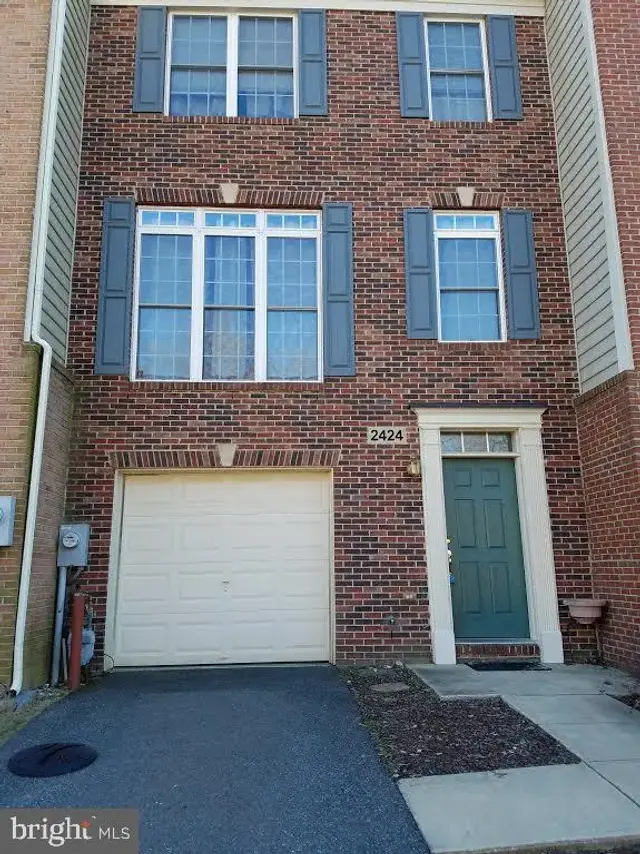 2424 Killarney Ter, Odenton