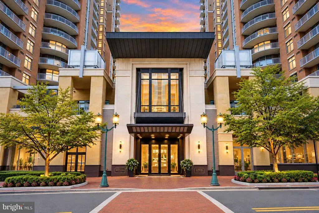 11990 Market St #417, RESTON
