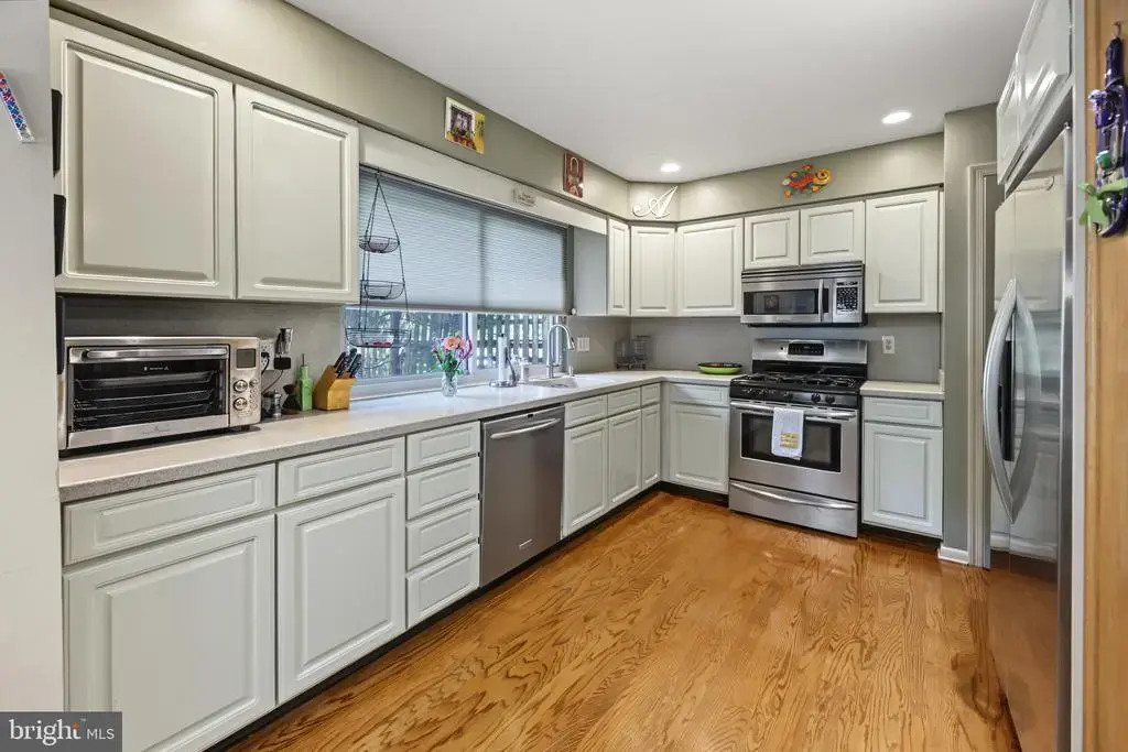 23 Goshawk Ct, VOORHEES