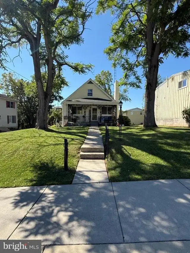 400 W Green St, Middletown