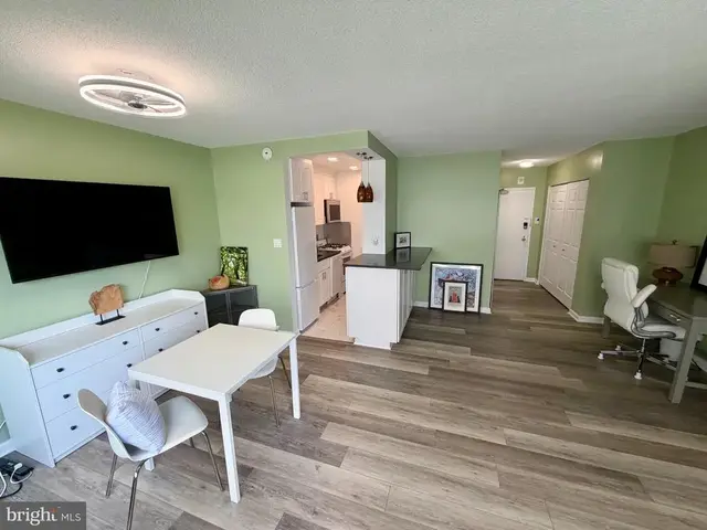 5500 Friendship Blvd #1224n, Chevy Chase