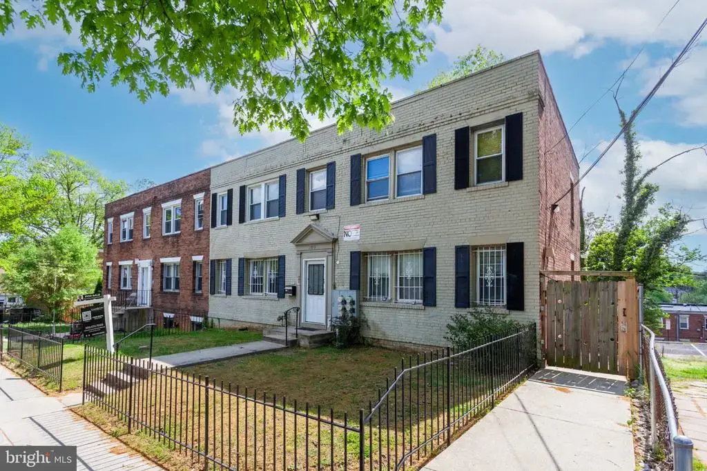 2859 Denver St Se, WASHINGTON