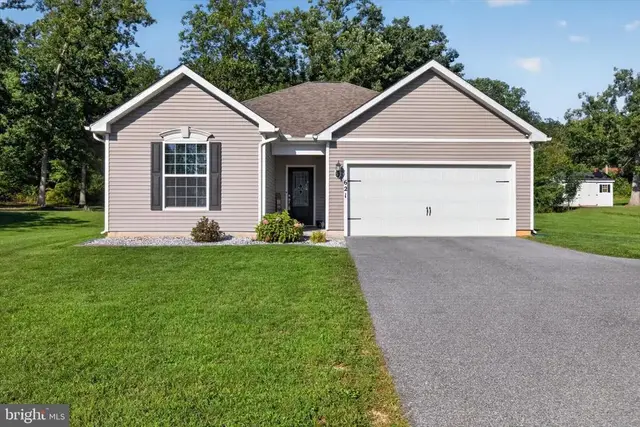 621 Ledger Dr, Hanover