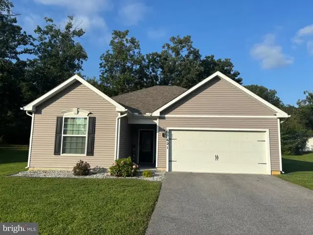 621 Ledger Dr, Hanover