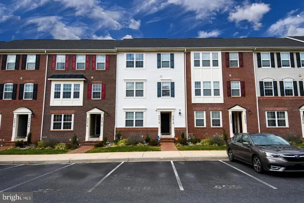 22618 Majestic Elm #57, CLARKSBURG