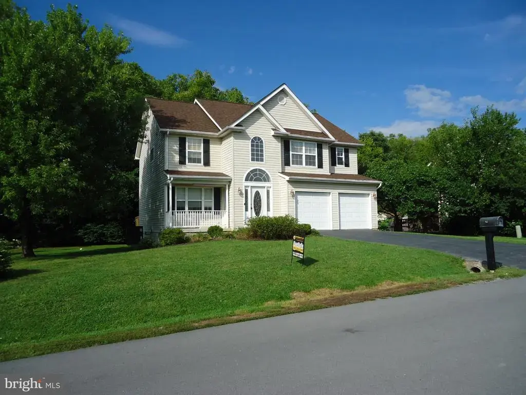 384 Teal Rd N, MARTINSBURG