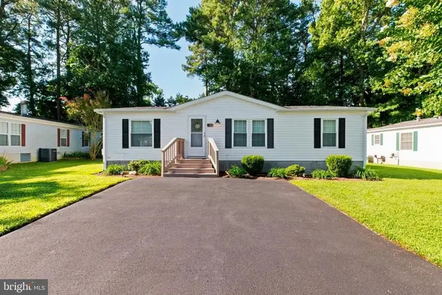 27 White Dr, Millsboro