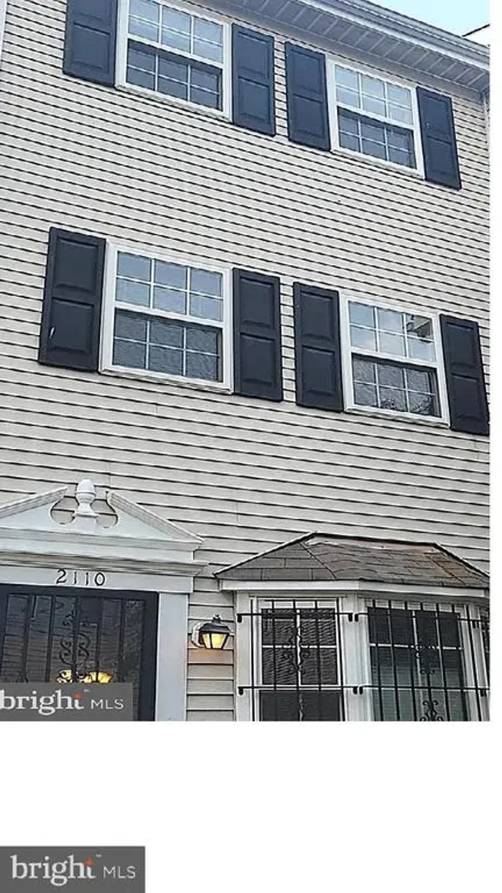 2110 Young St Se, WASHINGTON