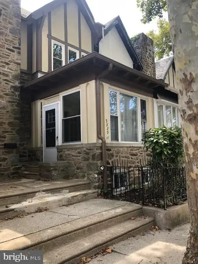 5329 N Carlisle, Philadelphia