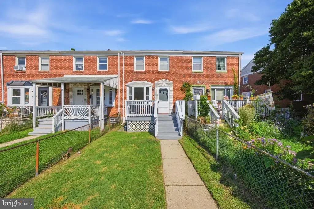 1930 Dineen Dr, DUNDALK