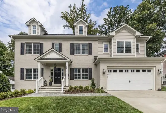 5627 Knollwood Rd, Bethesda