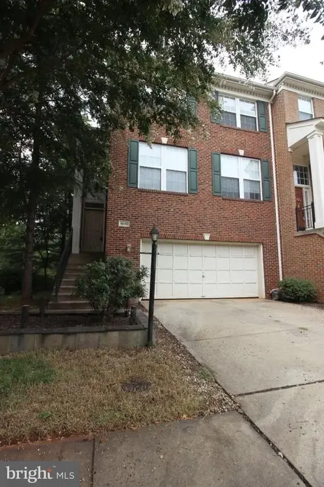 46140 Cecil Ter, Sterling