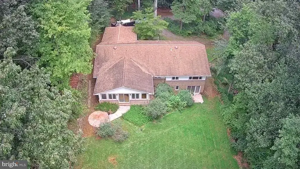 6714 Colewood Estates Rd, CLIFTON