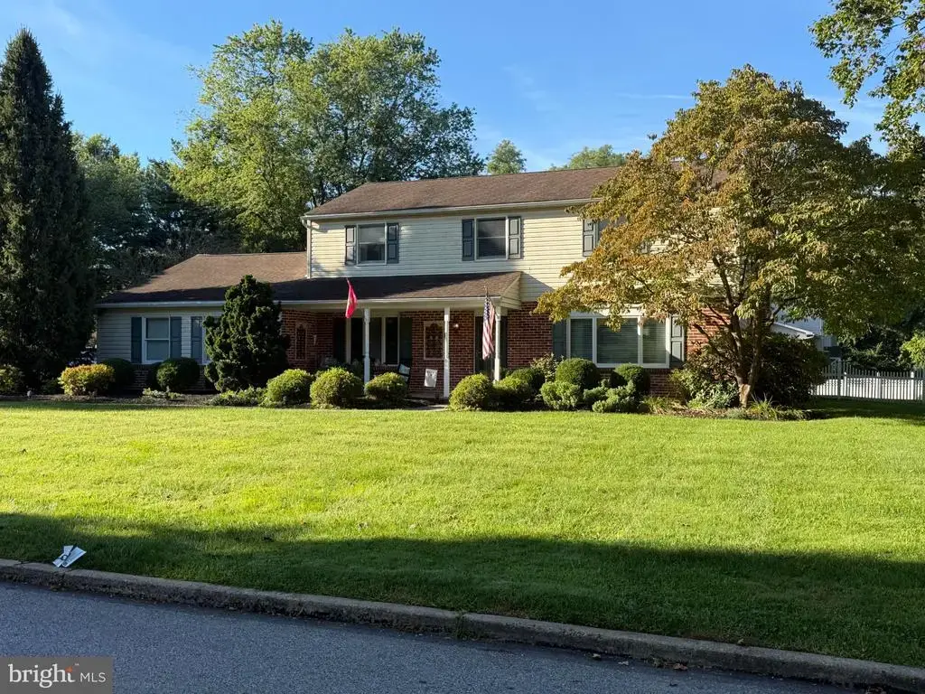 1203 Clearbrook Rd, WEST CHESTER