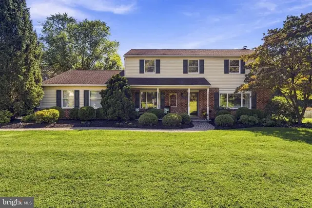 1203 Clearbrook Rd, West Chester