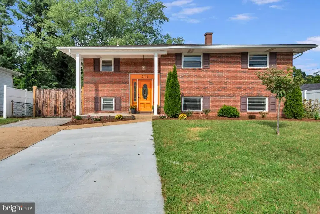 214 Cross Creek Dr, GLEN BURNIE