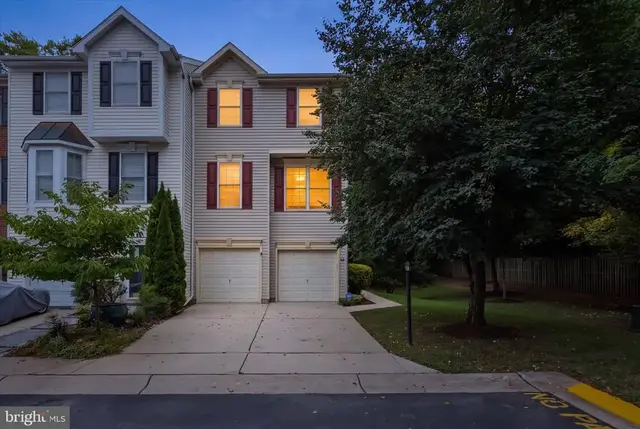 284 Braxton Way, Edgewater