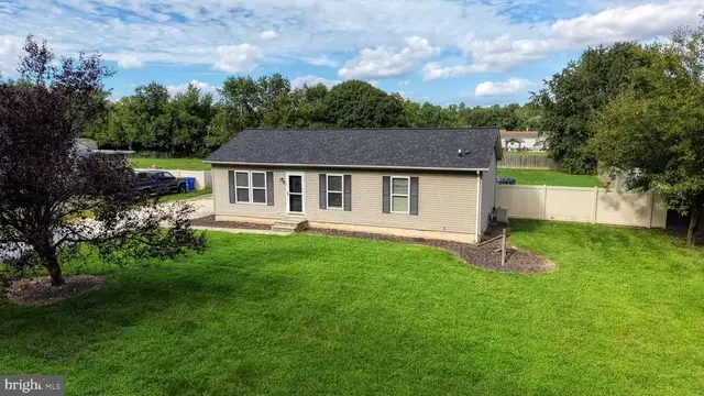 1979 Andrews Lake Rd, Felton