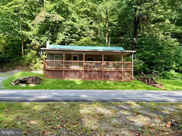 8263 Raystown Rd, Saxton