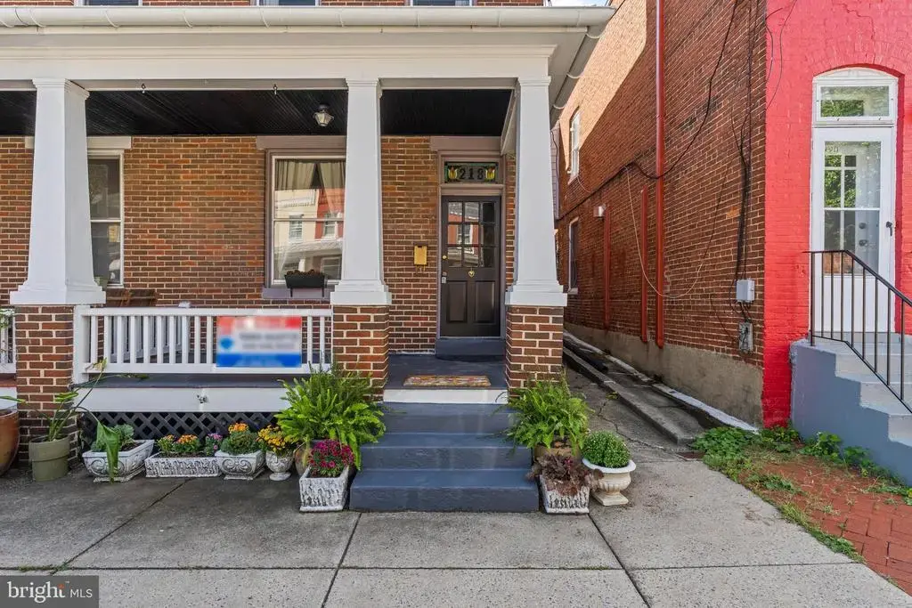 218 W South St, FREDERICK