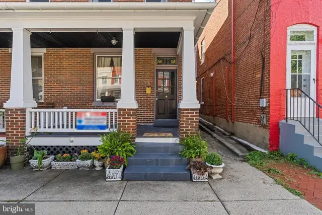218 W South St, Frederick
