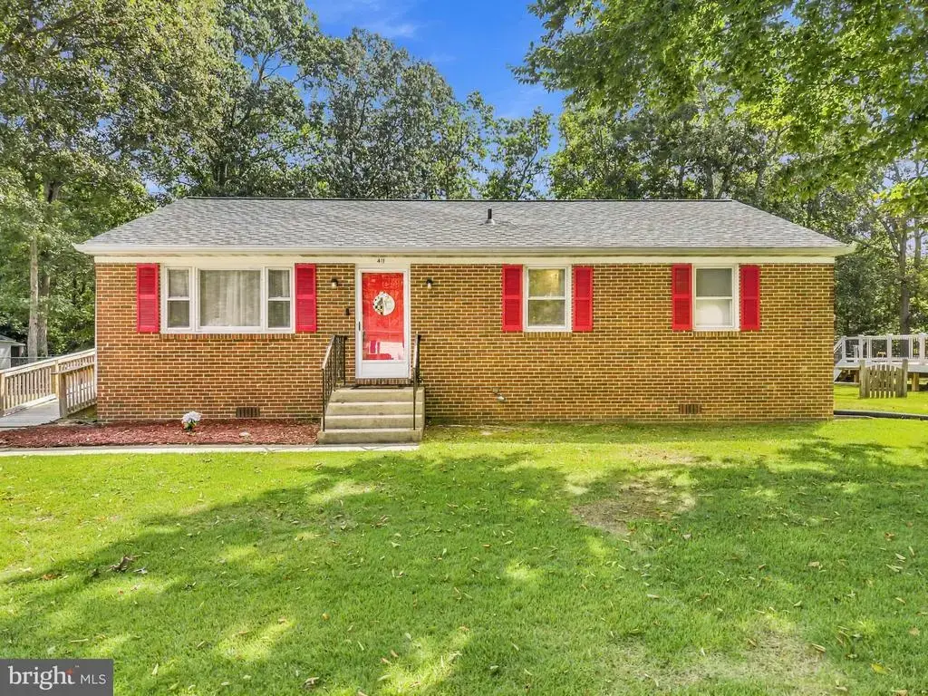 411 Linden Ln, LA PLATA
