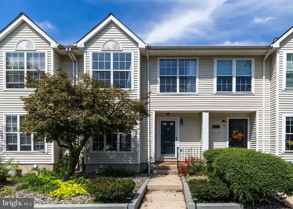 606 Benham Ct, NEWARK