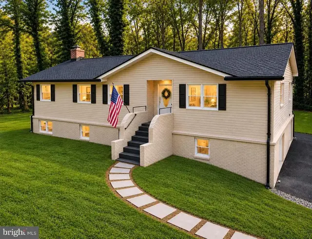 8093 Meetze Rd, Warrenton