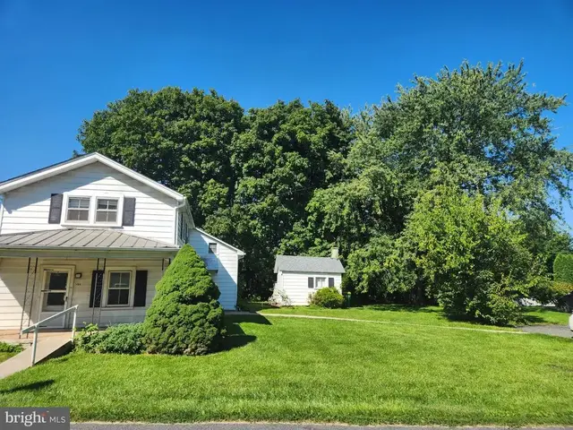 1464 Krocks Rd S, Allentown