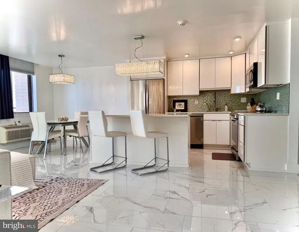9600 Atlantic Ave, MARGATE CITY